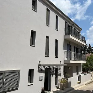 https://de-bosset-suites.kefaloniahotels.net